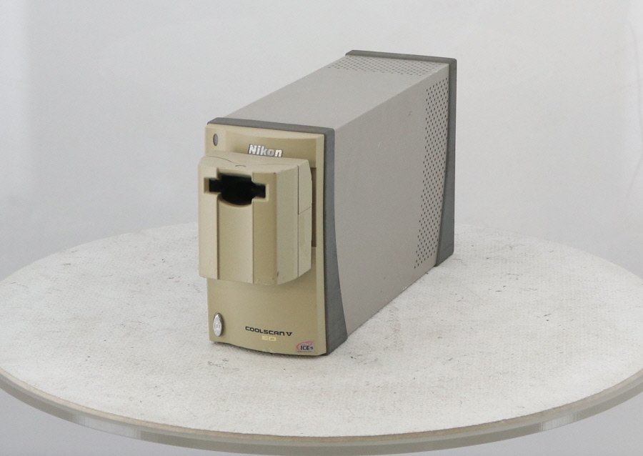 お手頃価格 LS-50 Nikon ED スキャナー□現状品 フィルム Ⅴ COOLSCAN