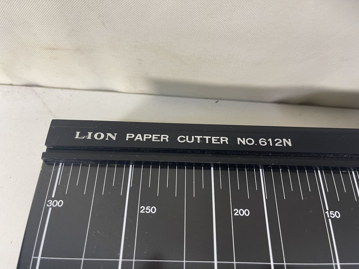 LION 612N B4 ペーパーカッター ライオン 事務器 裁断器 PAPER LION 612N B4 ペーパーカッター ライオン 事務器 裁断器 PAPER