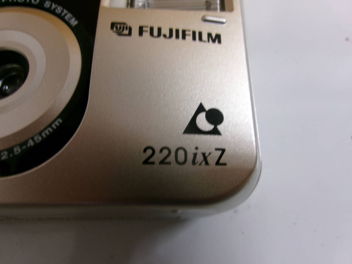 (S-2223)FUJIFILM コンパクトカメラ NEXIA 220ixZ 簡易動作確認済み ※シャッター、フラッシュok 現状品_画像2