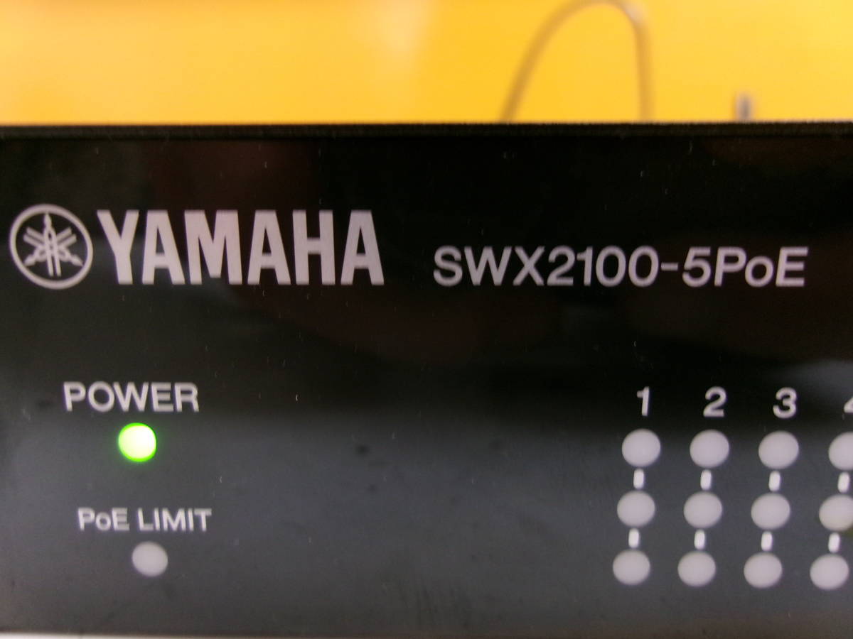 (S-2364)YAMAHA L2スイッチ SWX2100-5PoE 通電確認のみ 現状品_画像3