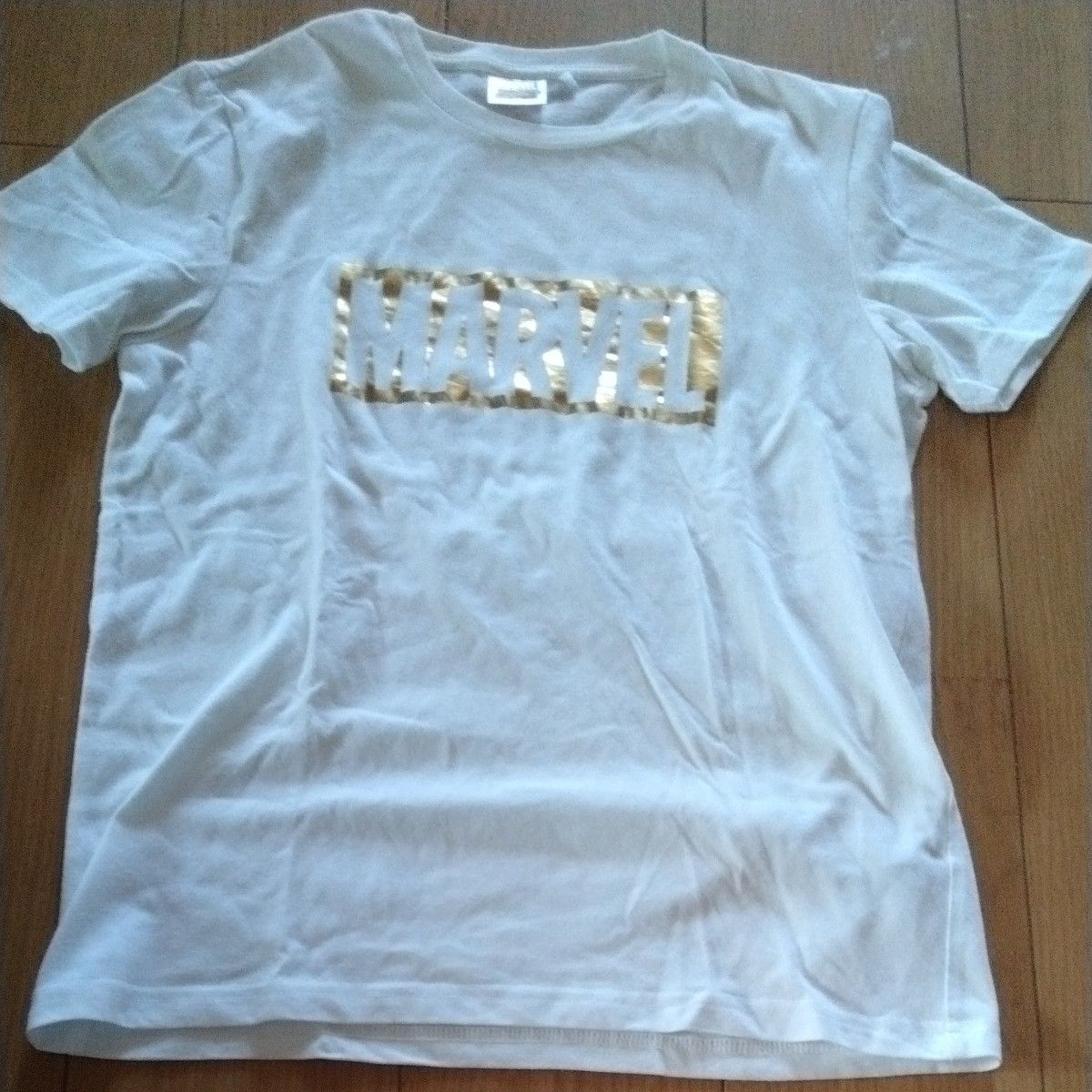 MARVEL　マーベル　GU　メンズ　Sサイズ　白　 半袖Tシャツ 　ロゴTシャツ