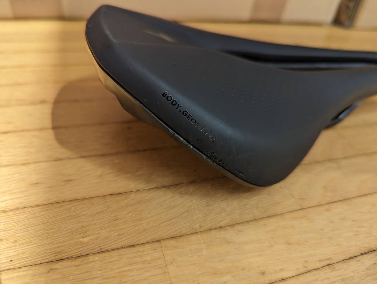 美品 パワーサドル スペシャライズド SPECIALIZED 143mm POWER