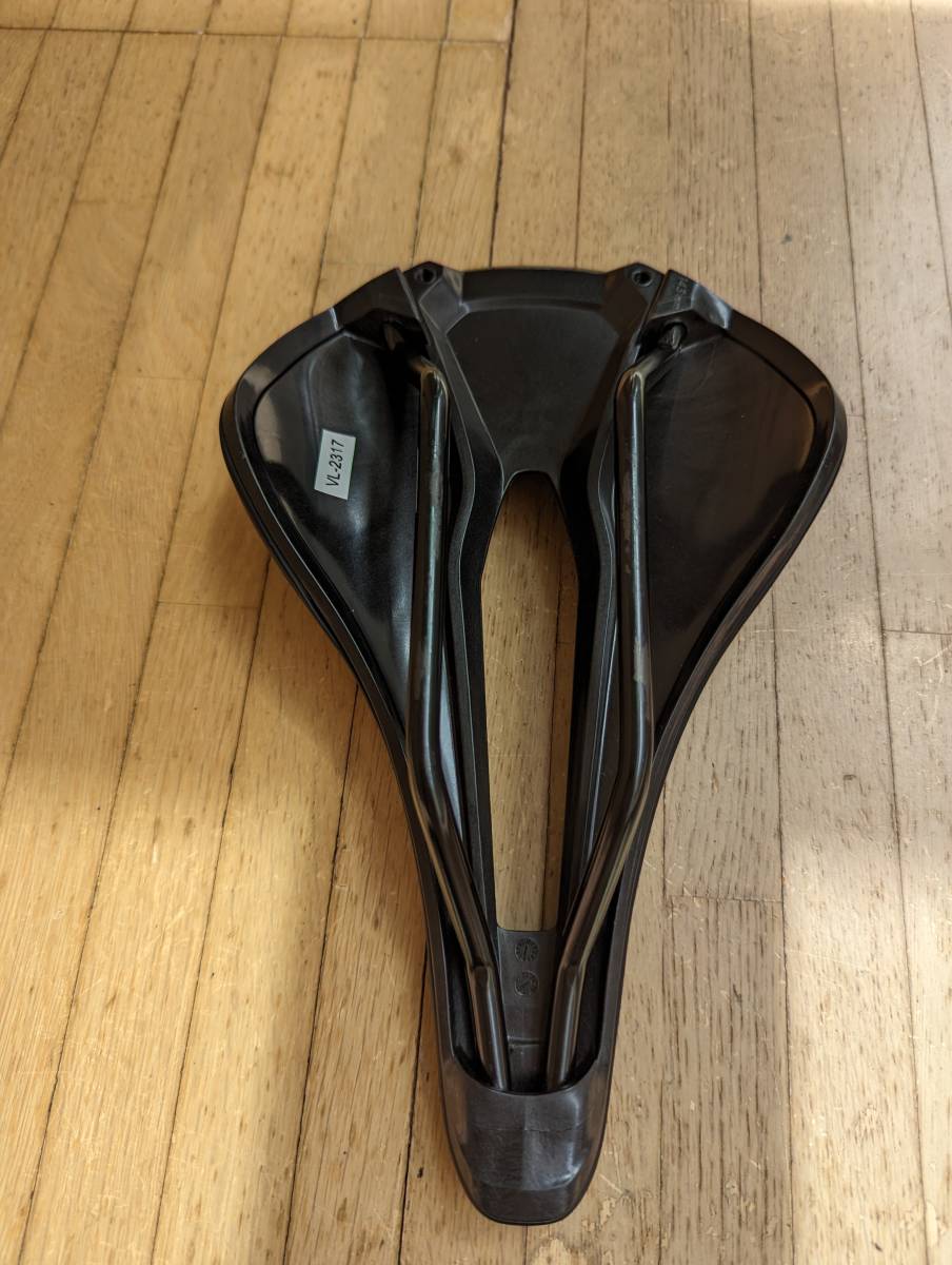 美品 パワーサドル スペシャライズド SPECIALIZED 143mm POWER SADDLE