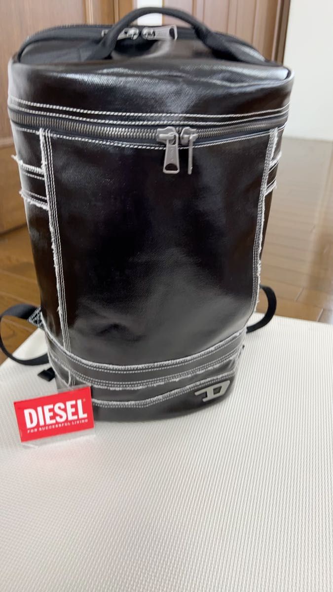 極美品 DIESEL ディーゼル パテントレザー リュックサック バックパック-