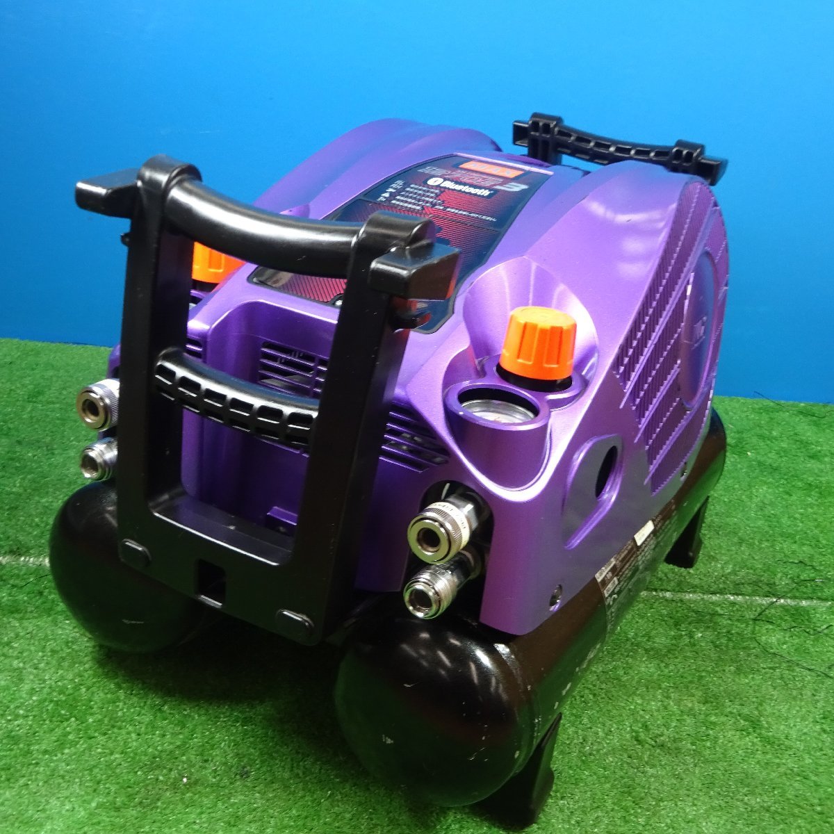 中古品/店頭受取り限定】MAX 高圧エアコンプレッサー AK 中古品/店頭受取り限定】MAX 高圧エアコンプレッサー AK