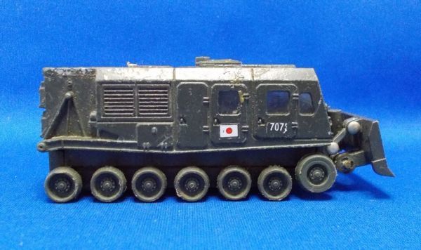  Diapet 73 type tractor TYPE73PR military series Yonezawa toy Showa Retro that time thing present condition goods minicar Ground Self-Defense Force made in Japan 