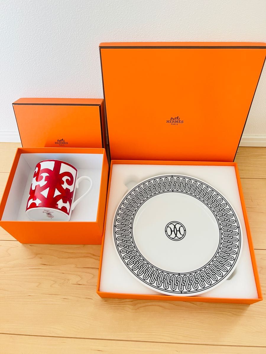 エルメス 食器 ギフト包装マグカップ ガダルキヴィール プレート エルメス 食器 ギフト包装マグカップ ガダルキヴィール プレート