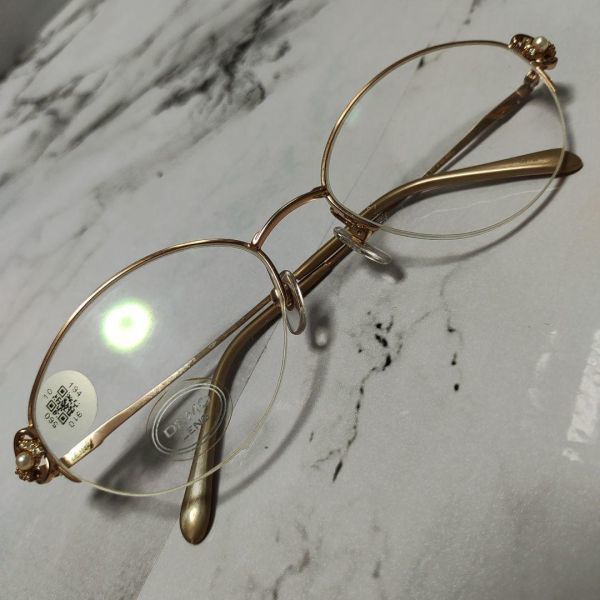 838未使用　レオナール　J14　眼鏡　メガネ　豪華　宝飾　ゴールド　カジュアル
