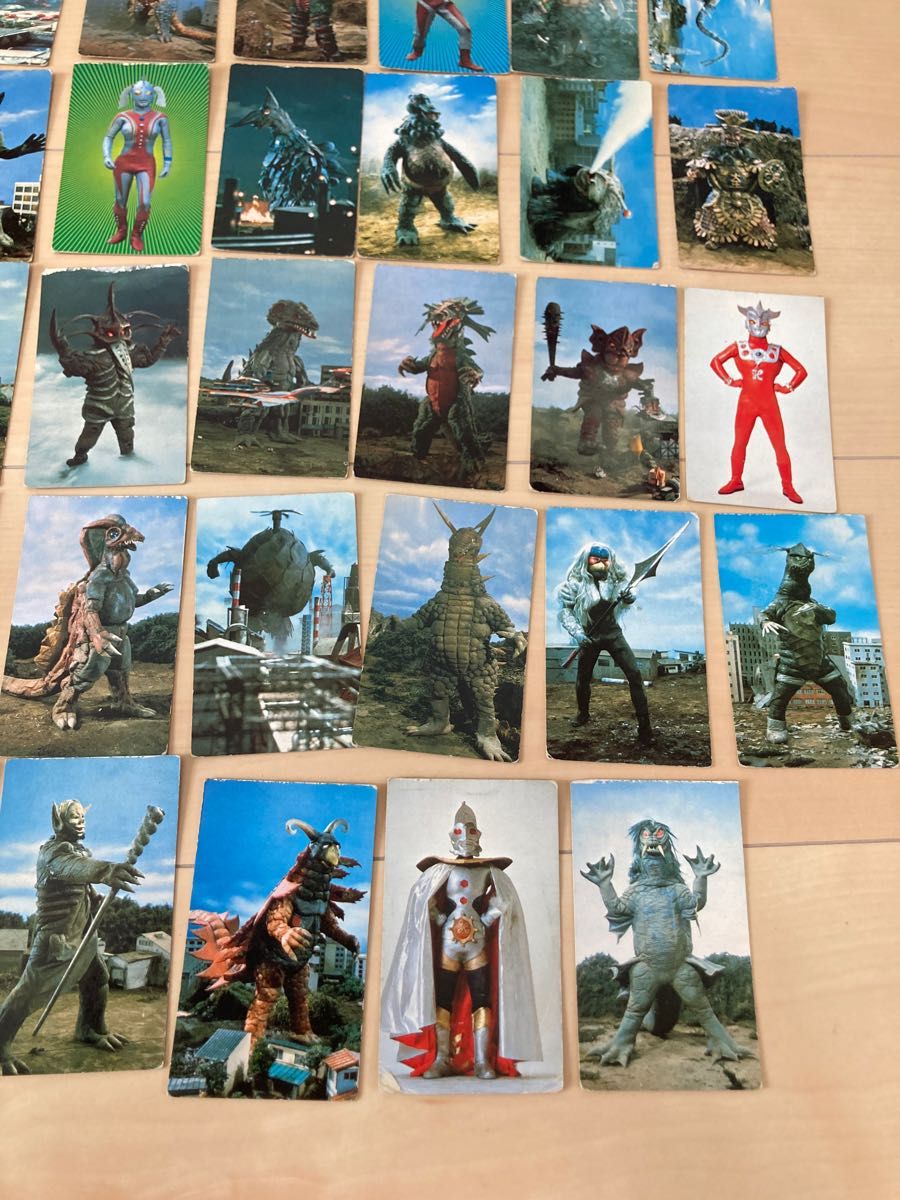 ウルトラマン レトロカード 89枚 ウルトラ怪獣 昭和 当時物 ウルトラマン レトロカード 89枚 ウルトラ怪獣 昭和 当時物