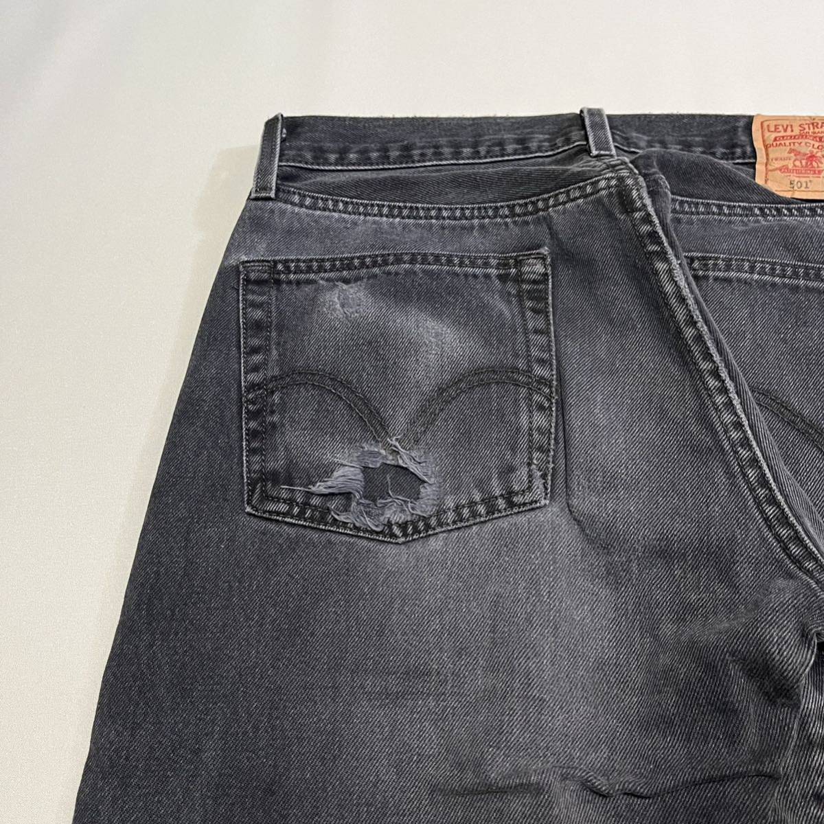 【W32 L30】 90s LEVI'S 501 サルファ ブラック デニムパンツ リーバイス ヴィンテージ 501 USA 80s 70s 60s  ヒゲ 先染 USA アメリカ 製