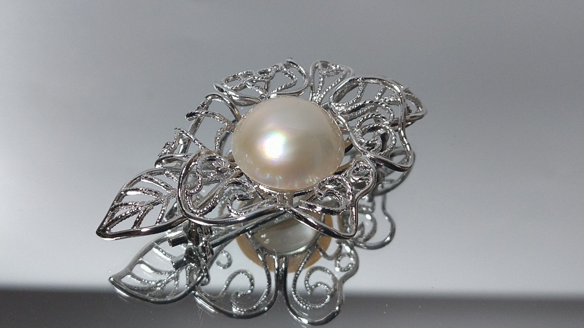 大きな取引 マベパール 約13mm玉 銀製ブローチ 現状品 本真珠