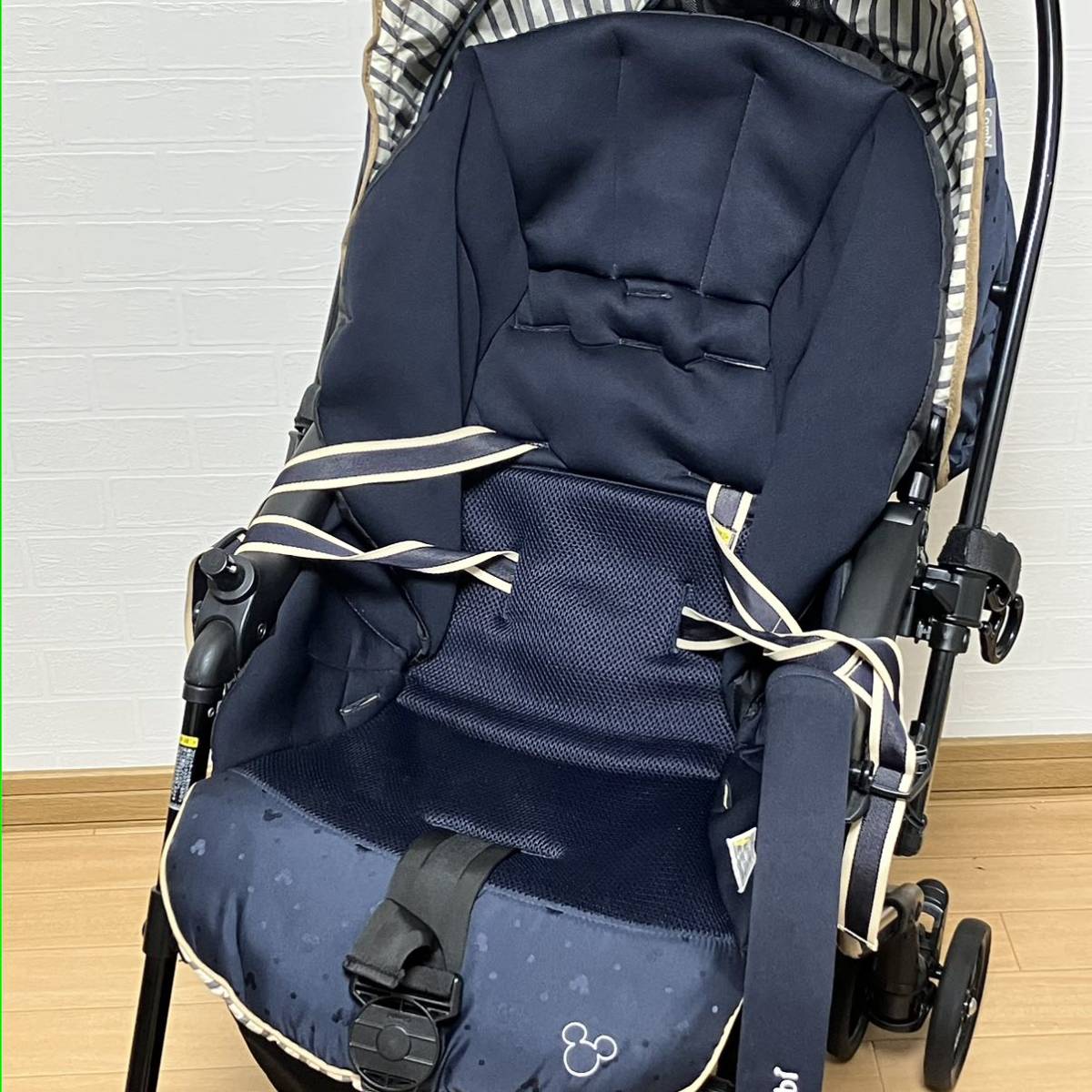 状態良好combi コンビ ベビーカー 16645 メチャカル ハンディ