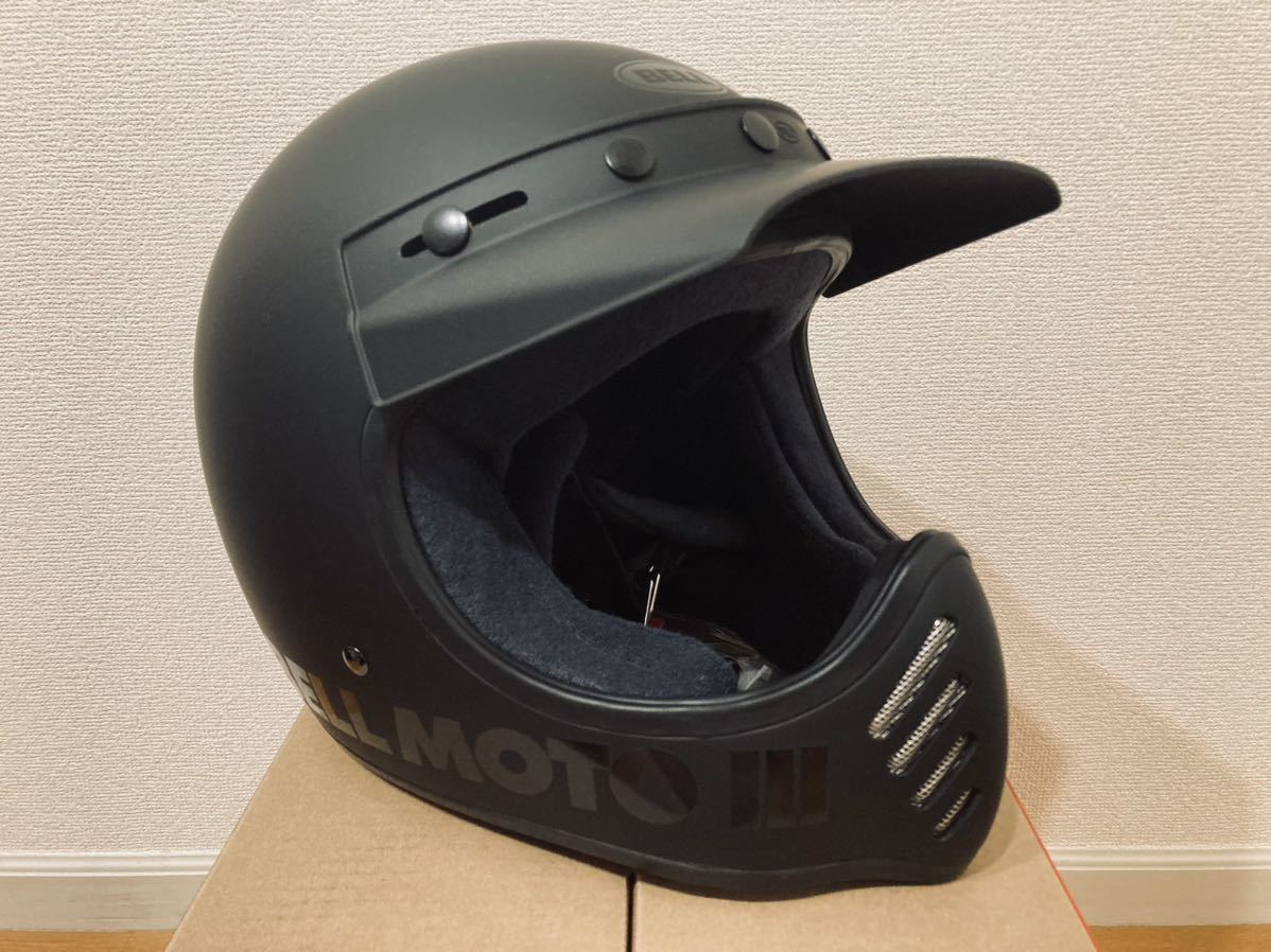 【新品未使用】BELL Moto-3 Lサイズ マットブラック 送料無料 ヘルメット ベルの画像1