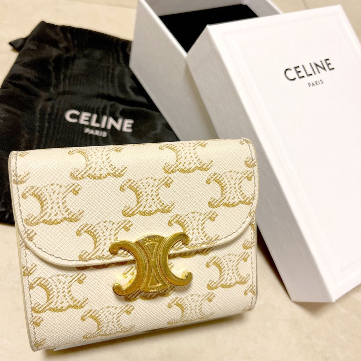 セリーヌ CELINE トリオンフ スモールフラップウォレット 美品 正規品