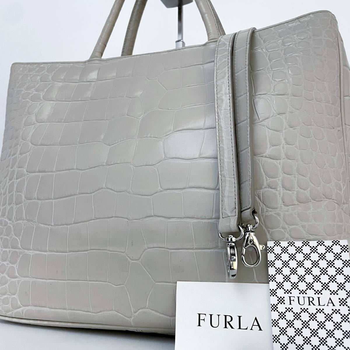 直営店に限定 クロコ フルラ FURLA 【入手困難品□定価10万】希少