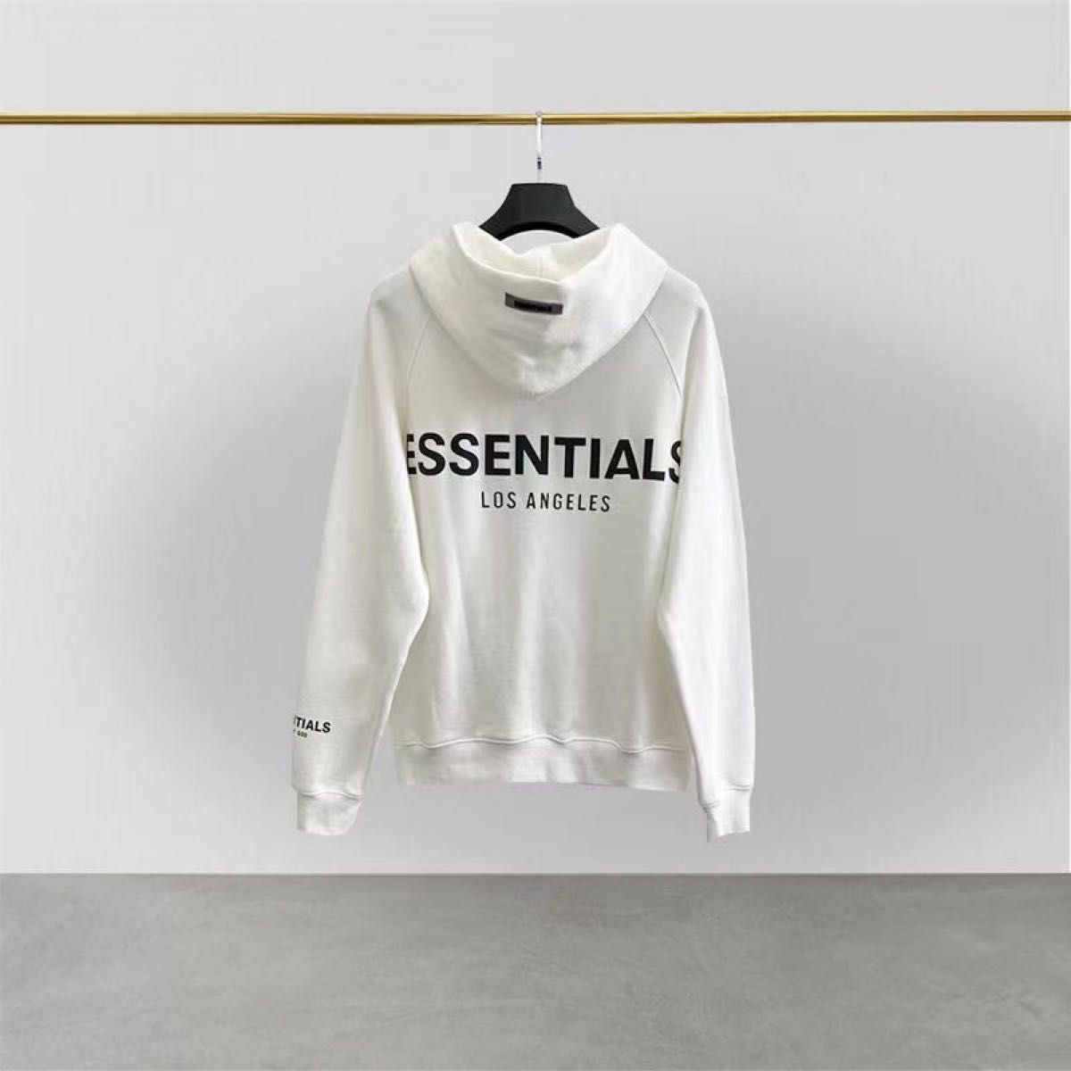 激安、お得 FOG ESSENTIALS リフレクティブパーカー男女兼用ビッグロゴ