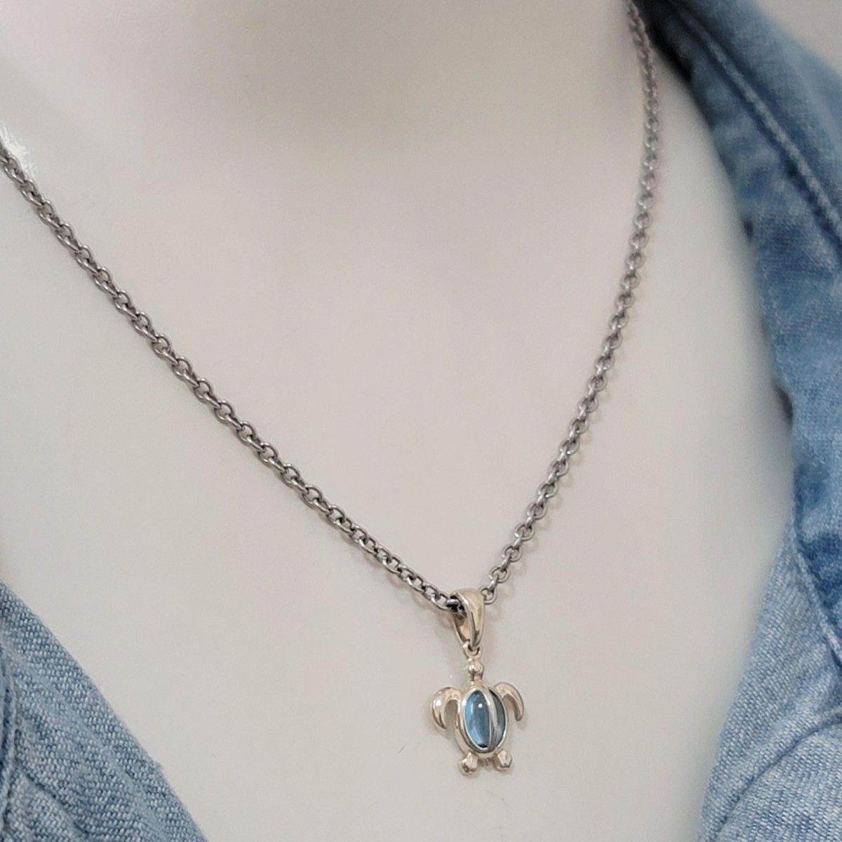 ハワイアンジュエリー シルバー 人気 ペア ブルートパーズ 亀 ネックレス チェーン付 天然石 オリジナル ネックレス
