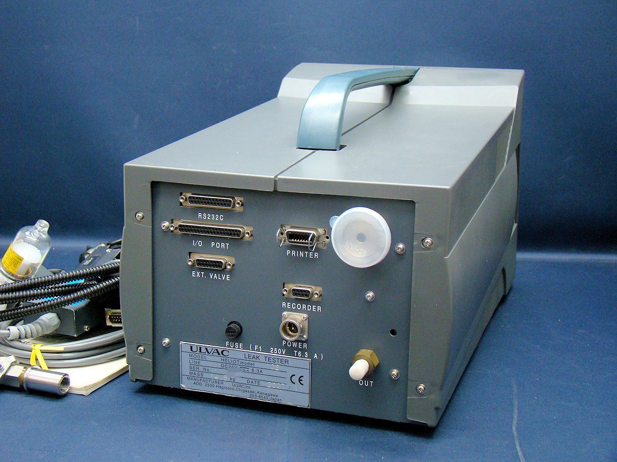 ULVAC アルバック model HELIOT102+ ヘリウムリークディテクタ ULVAC アルバック model HELIOT102+ ヘリウムリークディテクタ