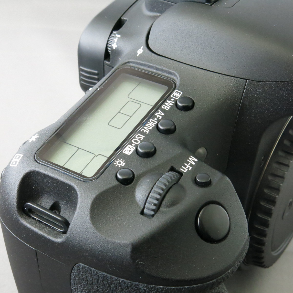 8500円 【美品】Canonキャノン キヤノン EOS7D ☆NO.7522 - キヤノン 8500円 【美品】Canonキャノン キヤノン EOS7D ☆NO.7522 - キヤノン