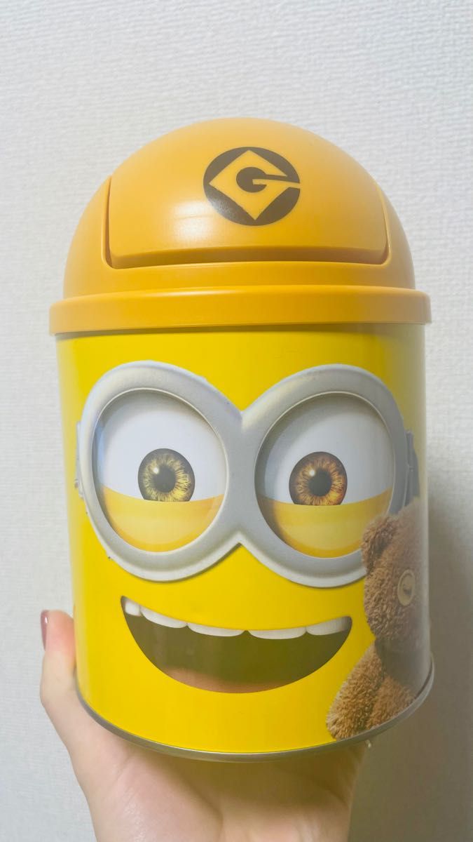 ミニオンお菓子缶ゴミ箱（USJ）