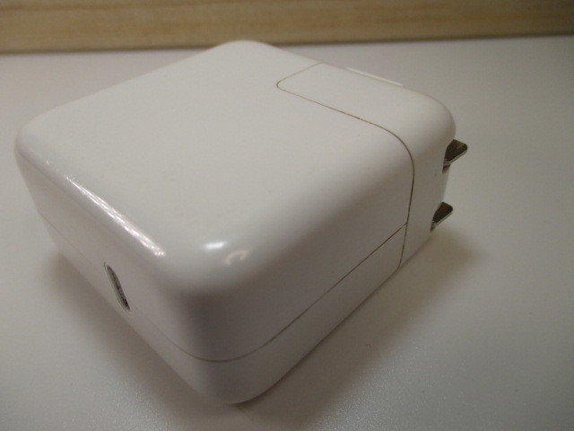 ☆Apple 純正 USB-C 30W パワーアダプター ライトニングケーブルセット(A1882)!!_画像4