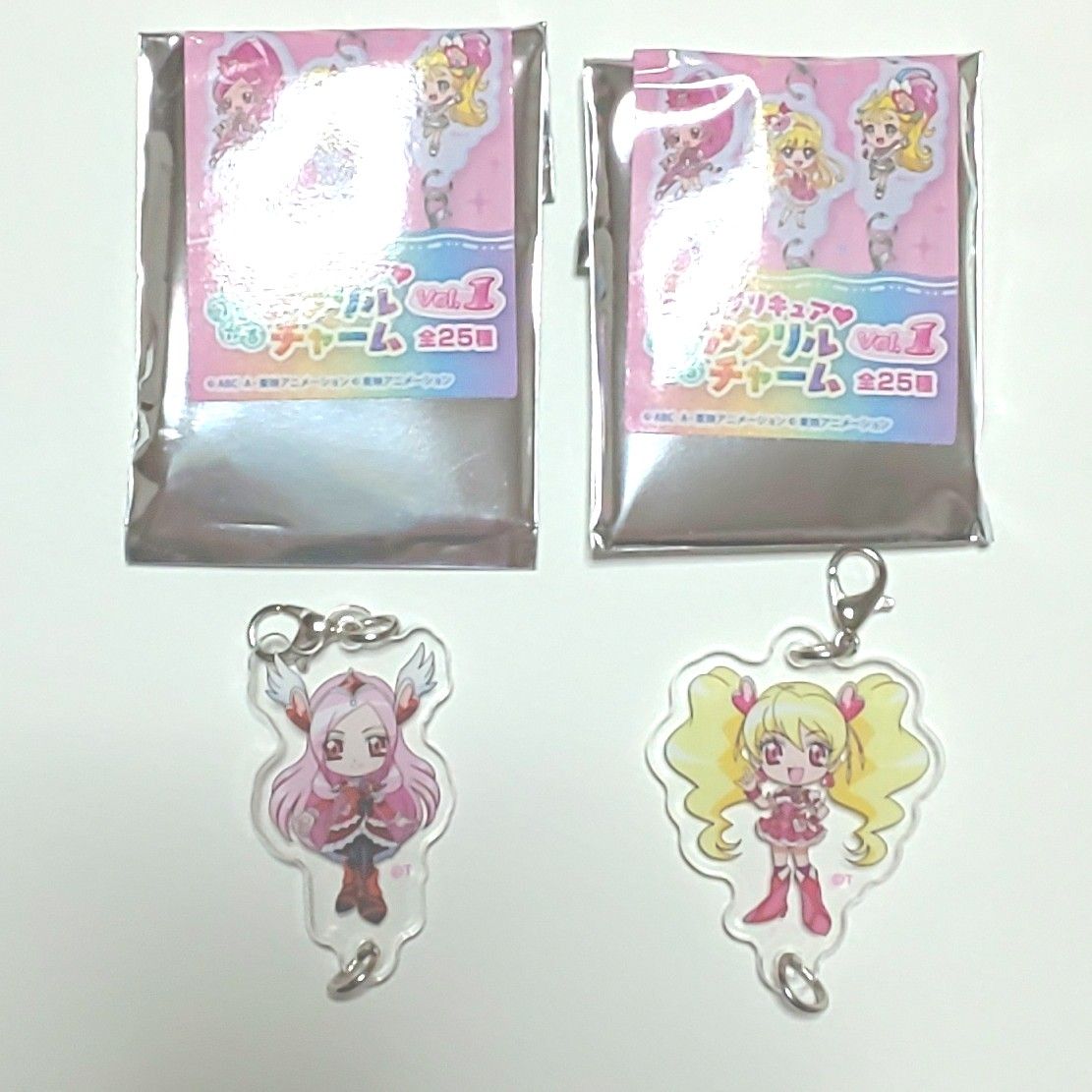 映画プリキュアオールスターズF つながるアクリルチャーム  キュアピーチ キュアパッション フレッシュプリキュア vol.1