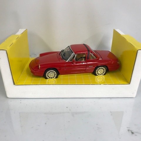 JOUEF EVOLUTION 1:18 ジョエフ エボリューション ALFA ROMEO SPIDER アルファロメオ・スパイダー HARD TOP 1992 53H02715995_画像2