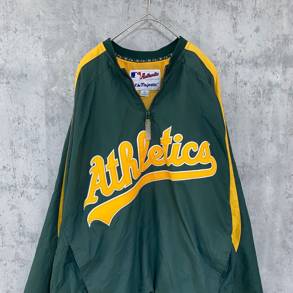 90's Majestic オークランド アスレチックスナイロン プル 90's Majestic オークランド アスレチックスナイロン プル