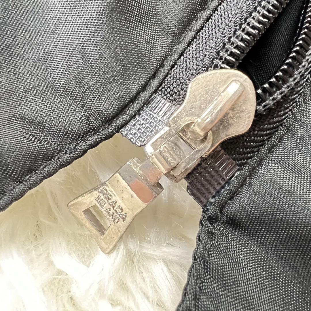 PRADA プラダスポーツ ナイロン ジップアップ ジャケット フード PRADA プラダスポーツ ナイロン ジップアップ ジャケット フード