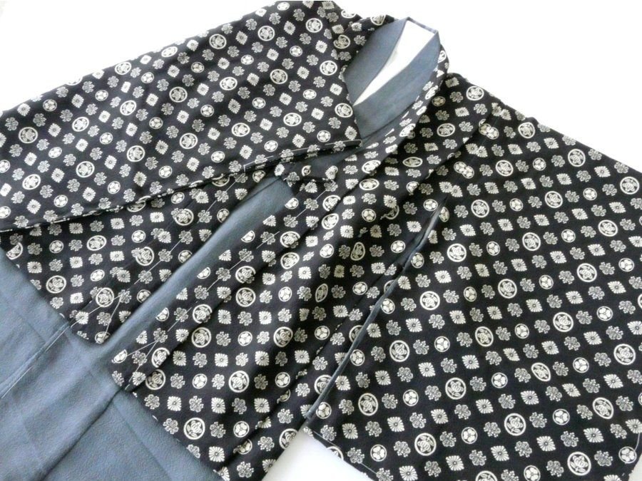 【オープニング大セール】 着物 羽織 ５才 アンサンブル 男の子 洗える着物 襦袢 115 黒×グレー 和服