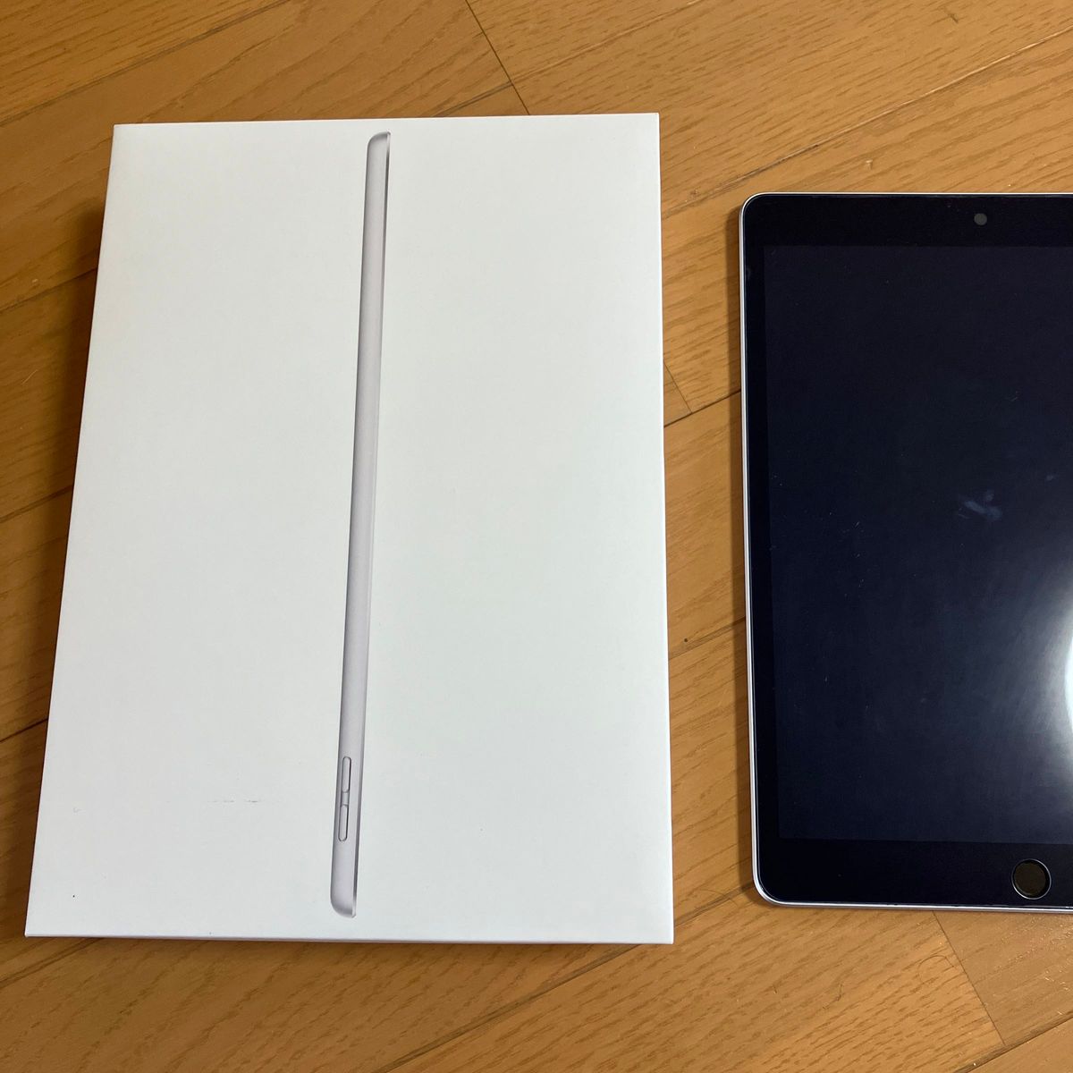 tak様お取り置き iPad 10 2インチ Wi-Fi 64GB シルバー 第9世代 tak様お取り置き iPad 10 2インチ Wi-Fi 64GB シルバー 第9世代