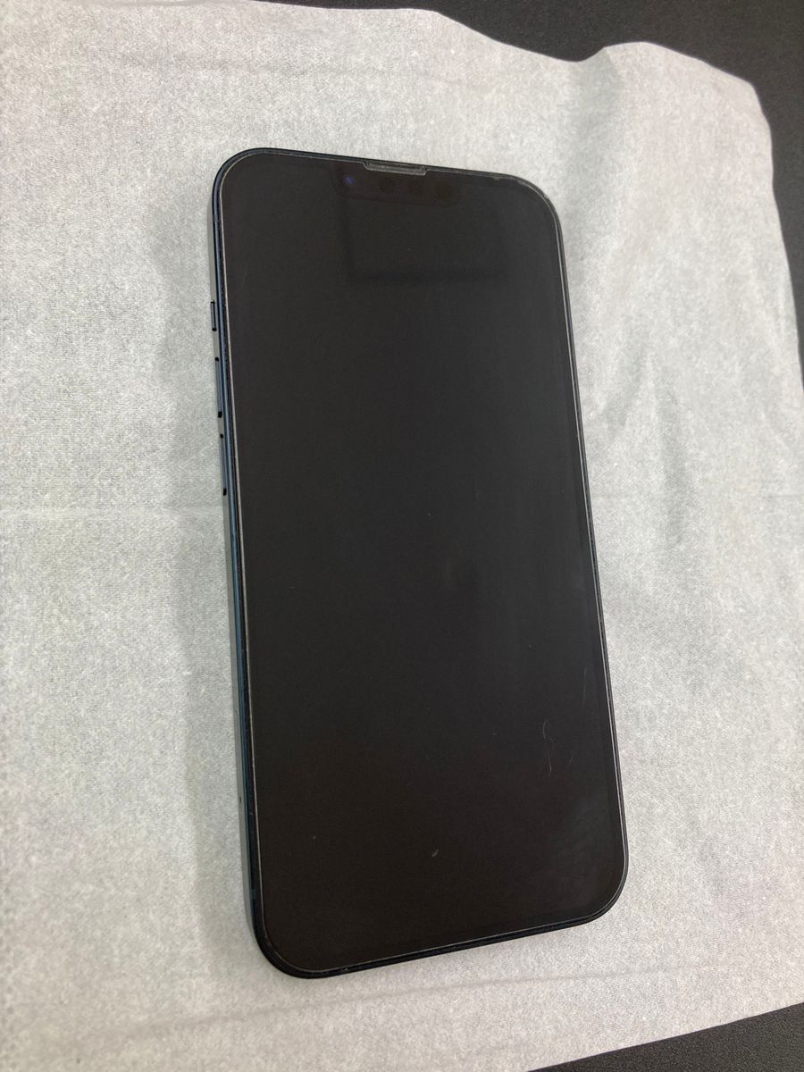 iPhone13 256GB ミッドナイト SIMフリー 美品 (オマケ付)