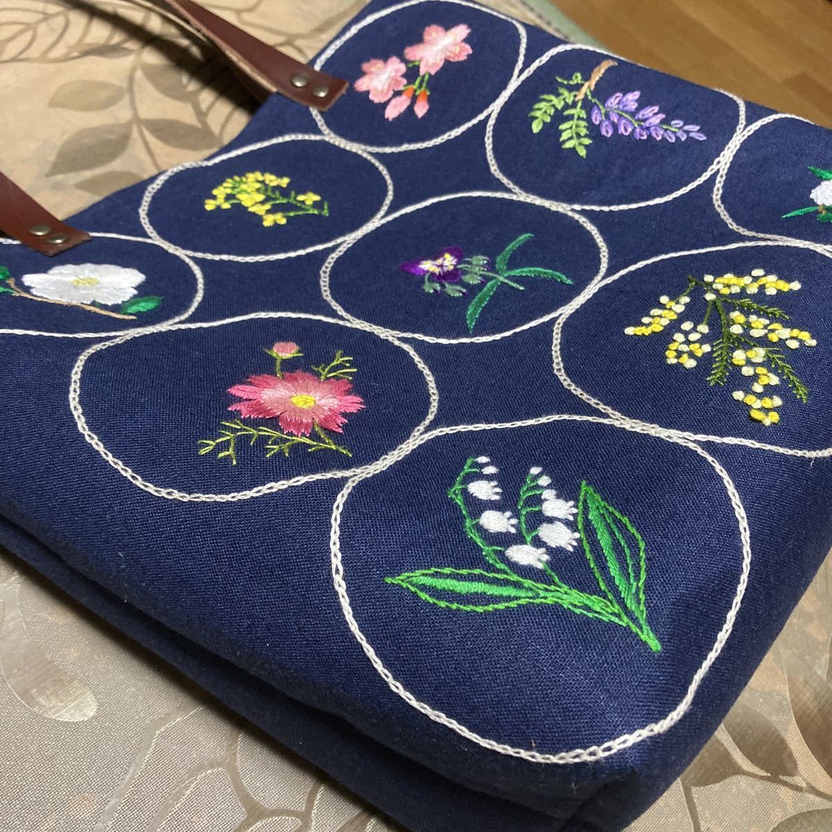 手刺繍花図鑑大きなトートバッグ_画像2