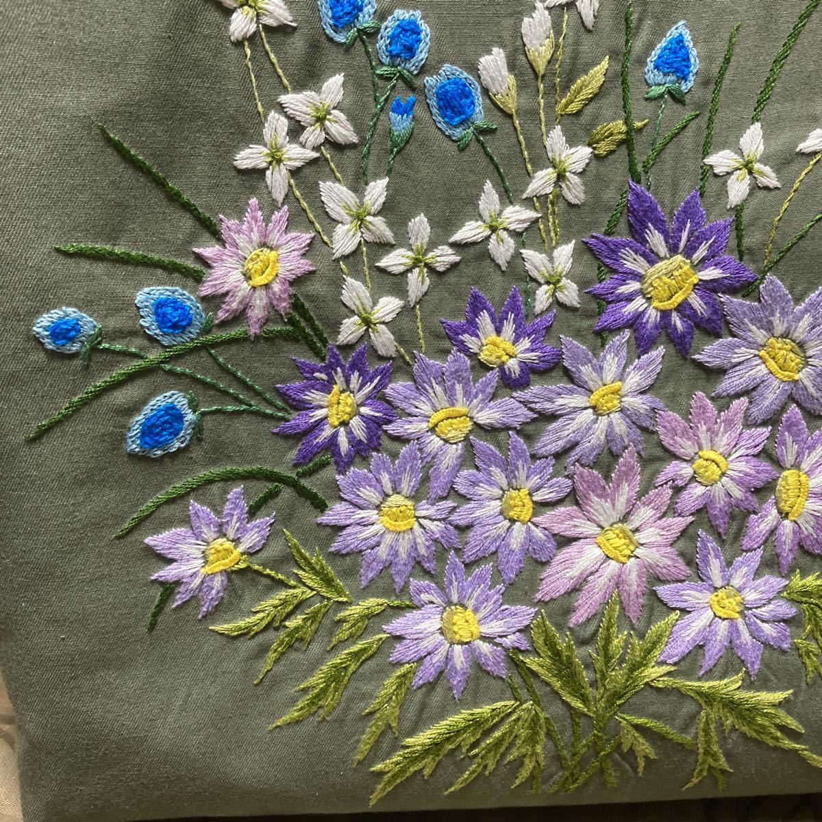 大きなトートバッグ手刺繍_画像4