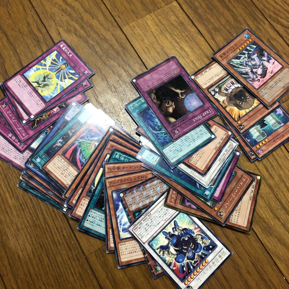 遊戯王カード 1250枚以上　遊戯王 引退 レア_画像2