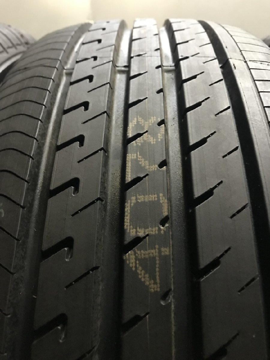 新品 2023年製 DUNLOP VEURO VE303 225/60R16 16インチ 夏タイヤ 4本 ベンツ/Sクラス セルシオ シーマ等　(VTO781)_画像4