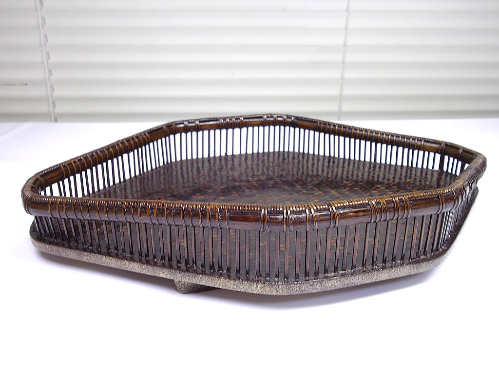 驚きの値段で 塩月寿籃 工芸品 漆器 竹張盛器 木工、竹工芸
