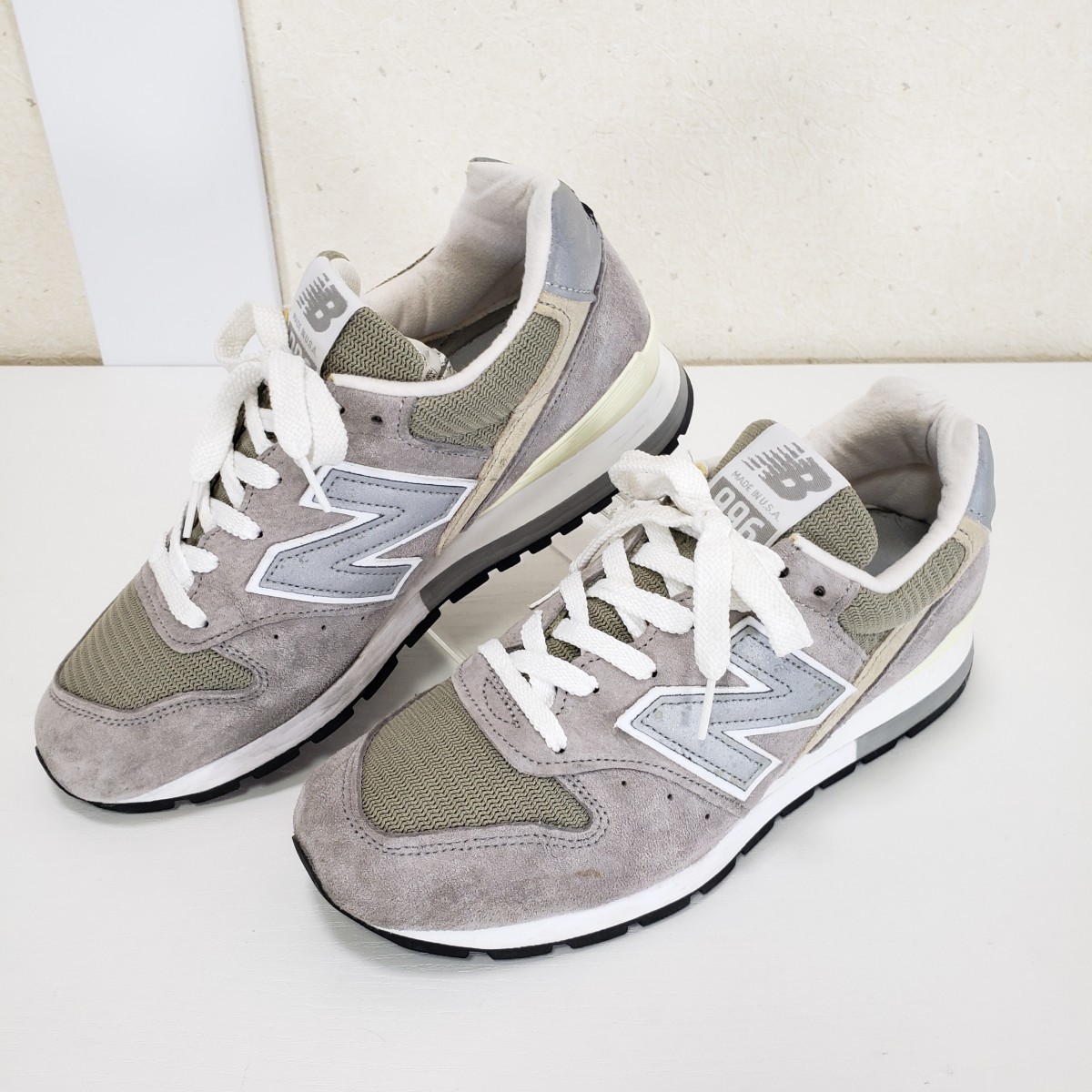 ｎｅｗ ｂａｌａｎｃｅ ニューバランス グレー スニーカー Ｍ９９６