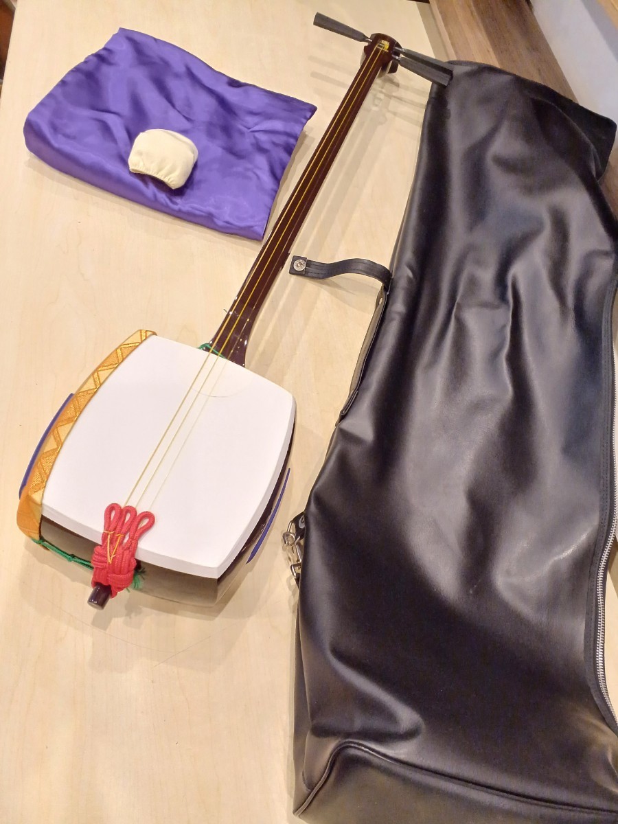 ⑲f☆○三味線SUZUKI あやめ和楽器弦楽器ソフトケース入り美品-日本