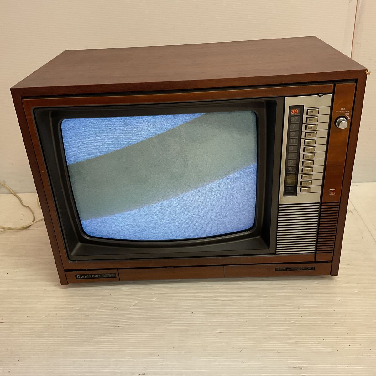 Yahoo!オークション - ナショナル カラーテレビ 昭和レトロ アン Yahoo!オークション - ナショナル カラーテレビ 昭和レトロ アン