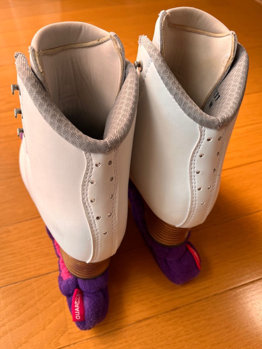 Jackson Elle 本格フィギュアスケート靴 21センチ　カバー付属品あり