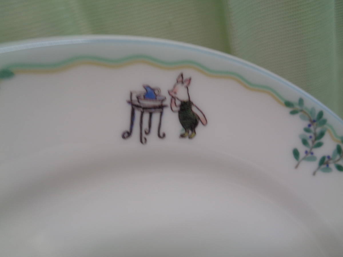 ノリタケ　ディズニー　クラシックプー　19ｃｍ皿　プーさん　5枚セット　貴重品　陶磁器セラミック　未使用品