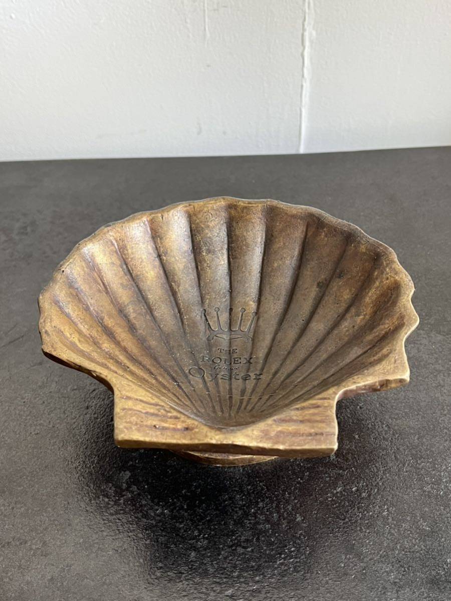 rolex Rolex vintage oyster ashtray object dealer shell ashtray Vintage objet d'art Novelty store novelty rare fixtures not for sale 