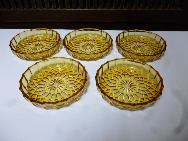 昭和レトロ ガラス 器 鉢 皿 セット アンバー 琥珀 切子 プレス プレート アンティーク キッチン インテリア ディスプレイ 什器 (ニの画像1