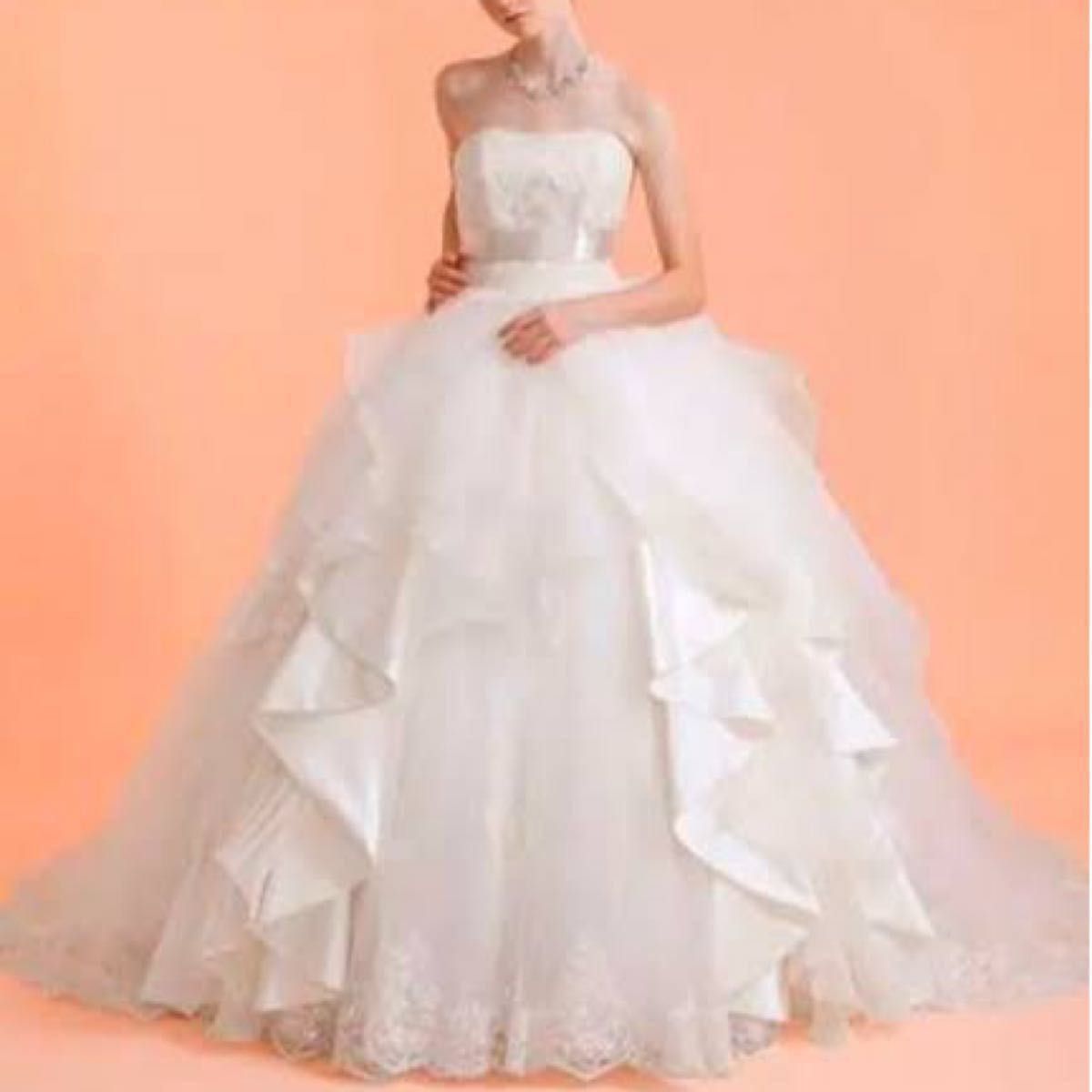 **更新　ウェディングドレス 吉川ひなの　alohina moe AH-001 ウエディングドレス 結婚式 ワタベ