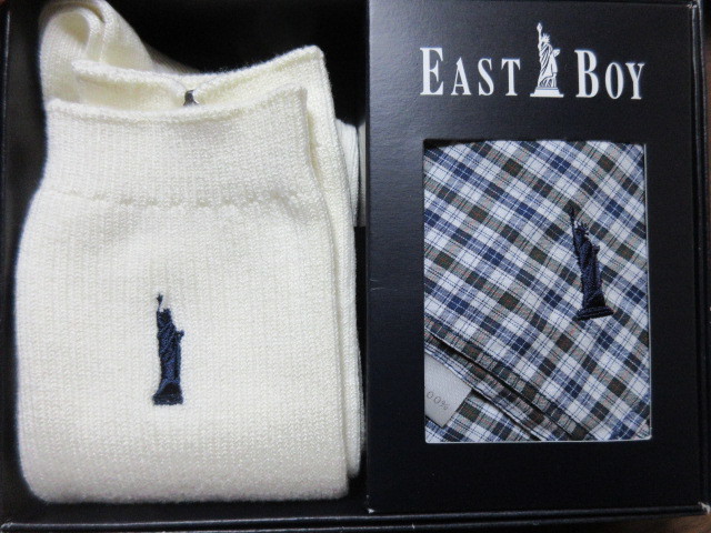 EASTBOY knee-high socks (23~25cm) + largish handkerchie ( approximately 50X50cm
