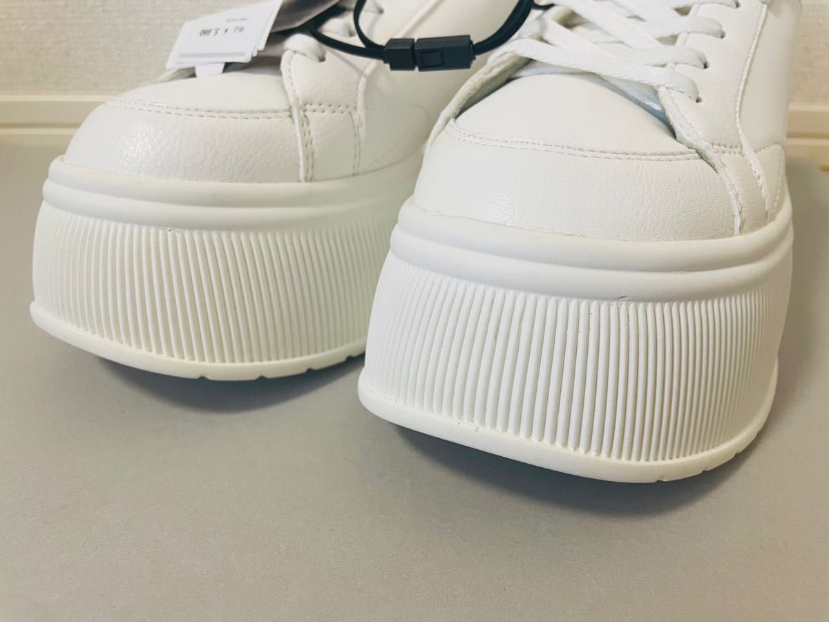 ZARA ザラ フラットフォームプリムソールスニーカー 新品未使用 ZARA ザラ フラットフォームプリムソールスニーカー 新品未使用