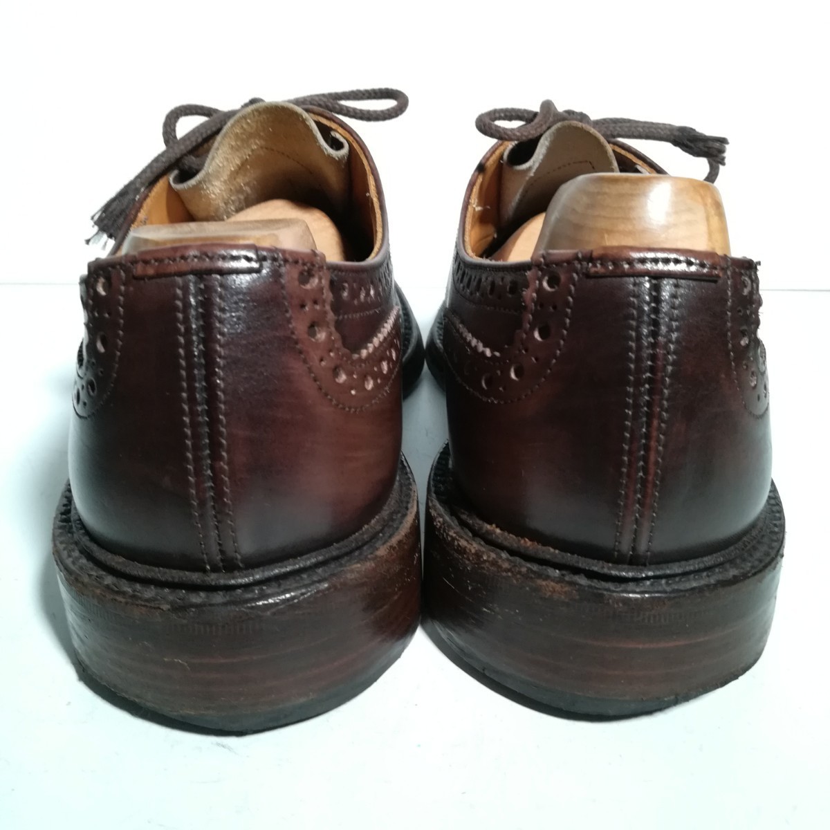 3827 ★トリッカーズ Tricker's★ ウイングチップ M7292? ウイングチップ 9 1/2 ブラウン ドレスシューズ ビジネス 高級革靴 紳士靴 本革_画像3