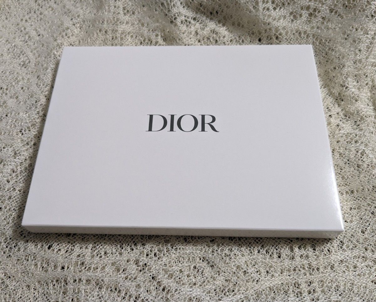 非売品 Dior ・シルクシュシュ・オリジナルミラー ・ショッパー3 非売品 Dior ・シルクシュシュ・オリジナルミラー ・ショッパー3