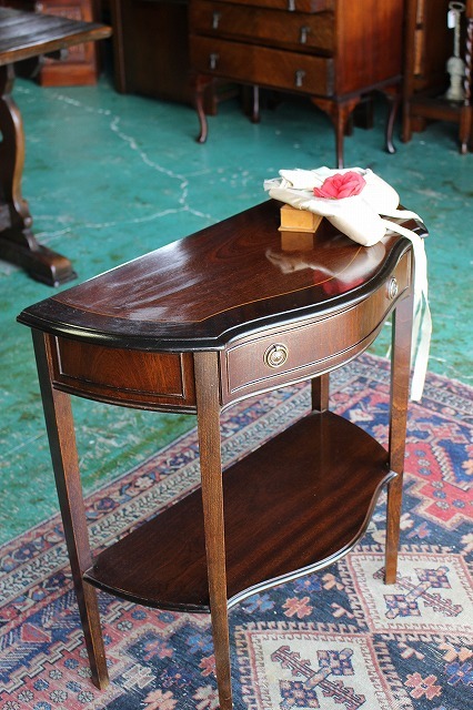 イギリスアンティーク家具 テーブル コンソールテーブル ハーフムーンテーブル サイドテーブル 英国製 R-30